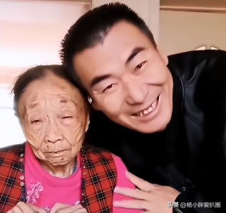 ​85岁马玉琴去世了？李玉成连发3天库存，评论区回复成亮点